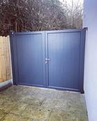 Aluminium side gates