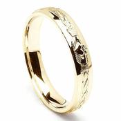 Gravierter Claddagh Ehering