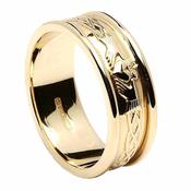 Gravierte Claddagh alles gelbe Gold