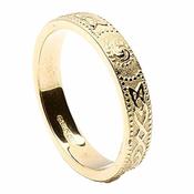 Étroit anneau de mariage irlandais image