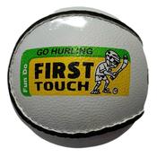O'Meara First Touch Sliotar White - White / U8s