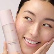 Sculpted LiquidGlo Brightening Essence image
