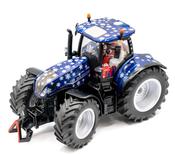 Siku New Holland Christmas tractor image