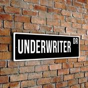 Underwriter Street Sign image