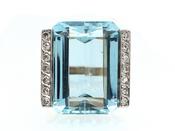 1920s Aquamarine &amp; Diamond Cocktail Ring in Yellow Gold image