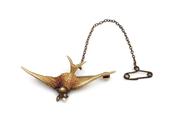 Antique dove of peace brooch in 9kt yellow gold image