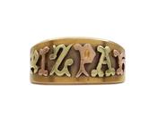 Victorian 'MIZPAH' ring in 18kt yellow, rose and green gold image