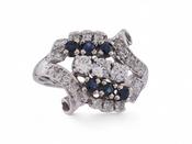 1950s Sapphire And Diamond Fancy Fluted Cluster Ring In Platinum