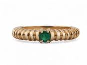 Vintage Emerald Solitaire Ring In Ribbed 18kt Yellow Gold