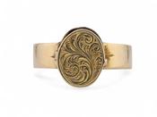VictorianOval Mourning Locket Mourning Ring In 15kt Yellow Gold image