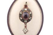 Victorian Holbeinesque Renasissance revival style Garnet &amp; Chrysolite pendant image