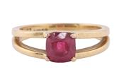 Mid-century 18kt yellow gold cushion cut red spinel ring image
