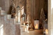 XMAS T ON BASE WOOD PIECES NAT (23x23x50cm)