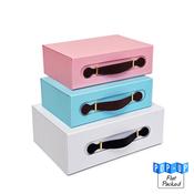Small Gift Box With Handle image