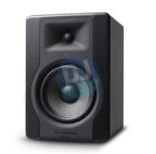 M-Audio BX5 D3 Powered Studio Reference Monitor