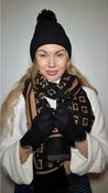 4-A2760 Hat, Scarf &amp; Gloves GIFT BOX SET image