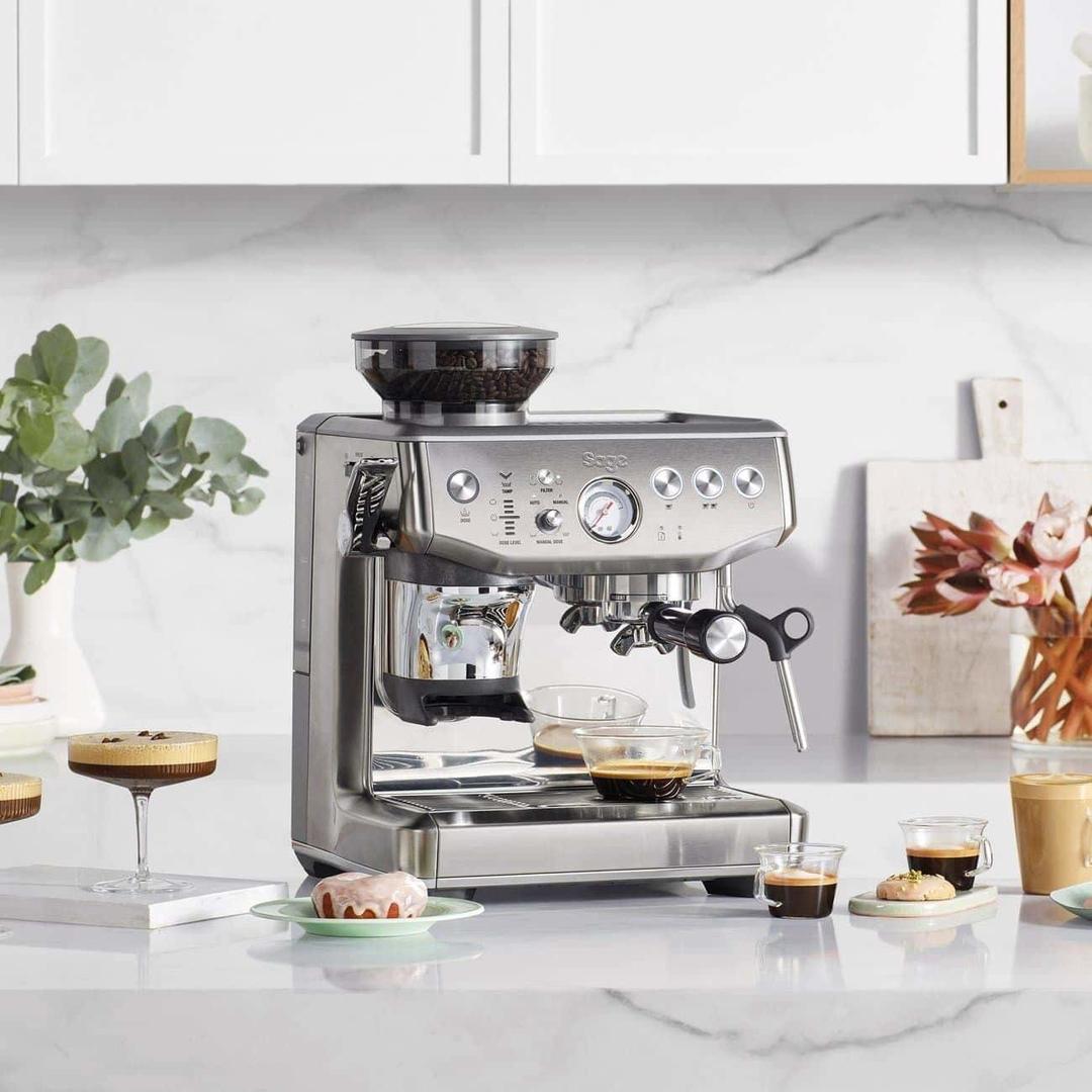 Sage Barista Express Impress Bean to Cup Coffee Machine - Stainless Steel, 25 Grind Settings, 9-bar Pressure, Steam Wand