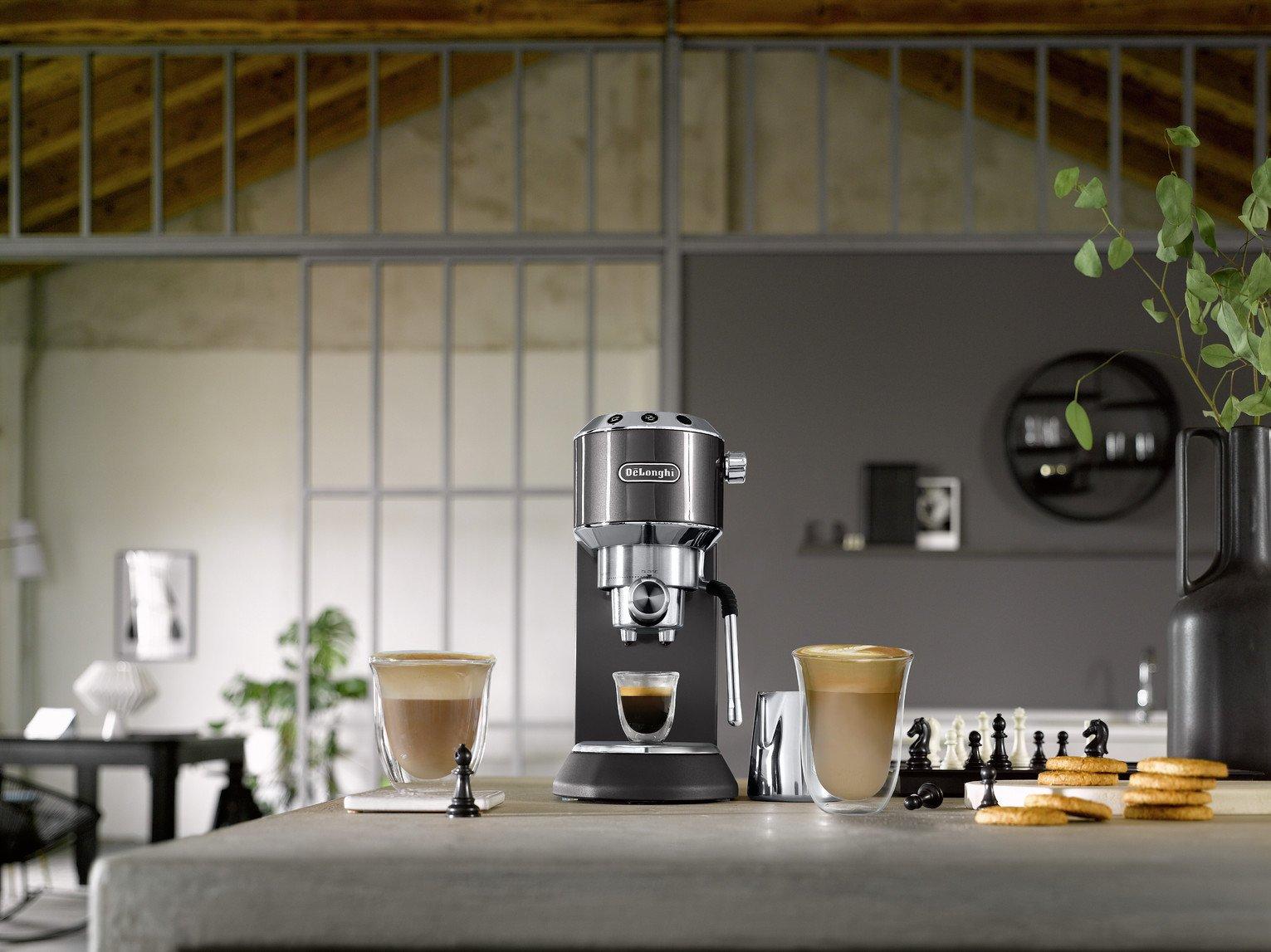 De'Longhi Dedica Arte Espresso Coffee Maker - Grey | LatteArt, 15 bar pressure