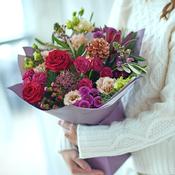 Opulent Winter Trending Gift Box