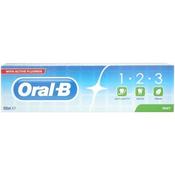 Oral-B toothpaste - mint image