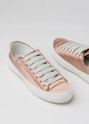Parson Trainer in Silk Satin Bisque