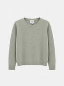 Amelie Oversized Round Neck Cashmere Sweater in Green image