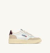 Medalist Low Wom Sneaker in White and Fig image