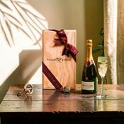 Champagne &amp;amp; Caviar Hamper image