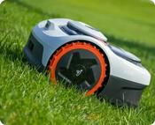 Segway Navimow i108E Robotic Mower image