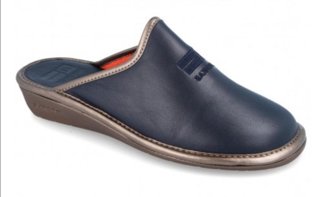 Nordika slippers hot sale