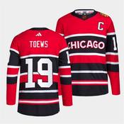 Men's Chicago Blackhawks #19 Jonathan Toews Red Reverse Retro 2.0 Stitched Hockey Jersey image