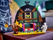 LEGO Halloween Barn 40721 – Spooky Build &amp; Skeleton Fun