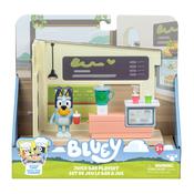 Bluey Juice Bar Playset – Exclusive Figure &amp; Working Blender