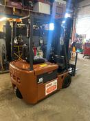 Nissan 3 wheel forklift 