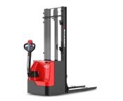 WSA161    Electric Stacker 1.6 ton  5.5.meter mast