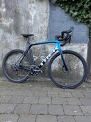 Trek PreLoved  Emonda SL 5 58cm Blue - Carbon Wheels image