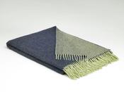 McNutt Throw Supersoft Reversable Navy/Apple
