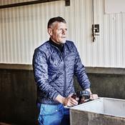 Secure Your Style with ELKA Check Pattern Thermal Jacket - Cosy Navy Blue or Crisp White - Glana image