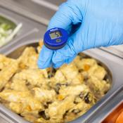 Reliable MICRO Pocket Thermometer in Red, White, or Blue – Accuracy You Can Trust - Glana image