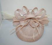 Fascinator medium image