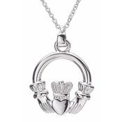 Newgrange Living Claddagh Pendant - Silver | 600339
