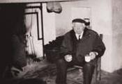 Pa Crowe (in his 80s)