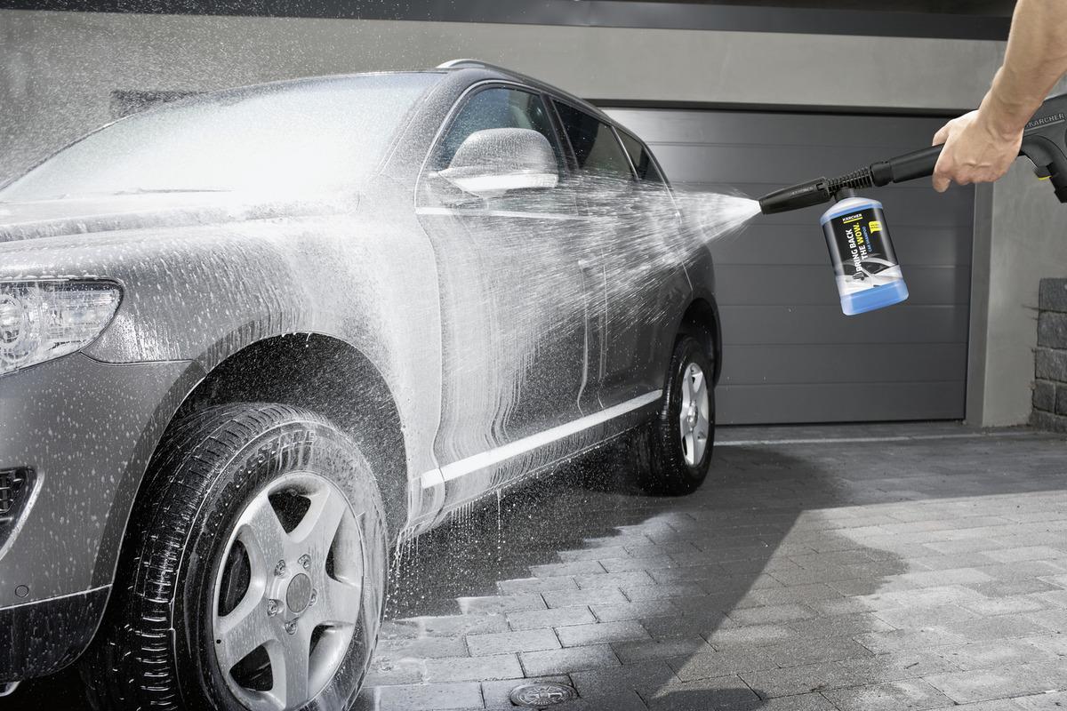 Karcher 3-in-1 Car Shampoo 1L - Clean, care & protect