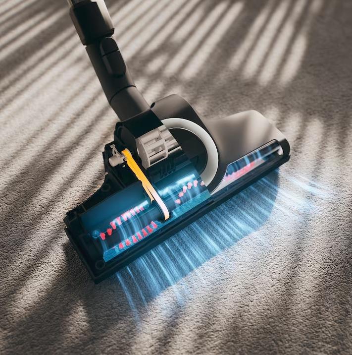 Miele Boost CX1 Bagless Cylinder Vacuum Cleaner - Black, Vortex Technology, TrackDrive, HEPA Filter, TurboBrush, 890W - Ideal for Pet Lovers
