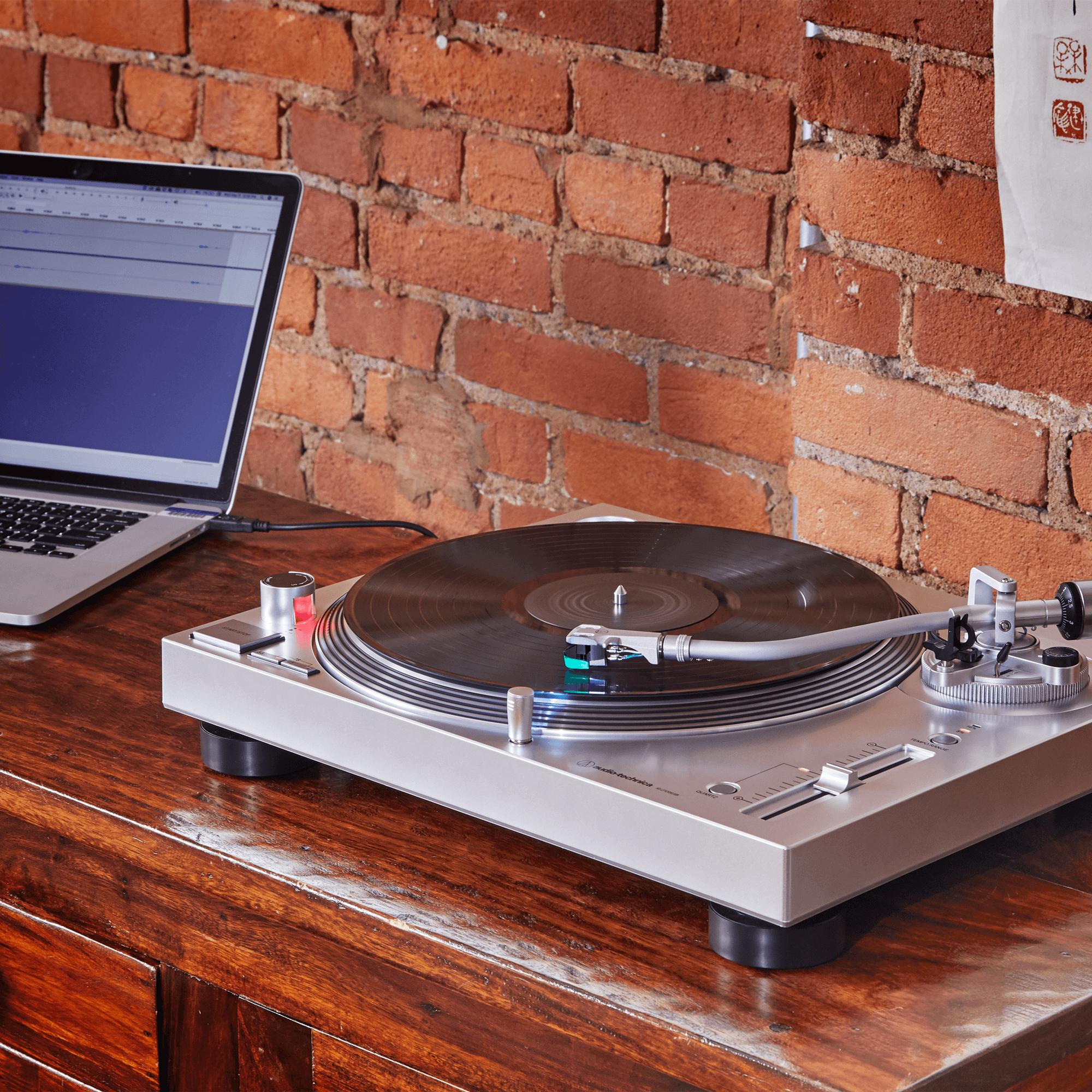 Audio-Technica LP120XUSB Direct Drive Turntable Silver with Start/Stop