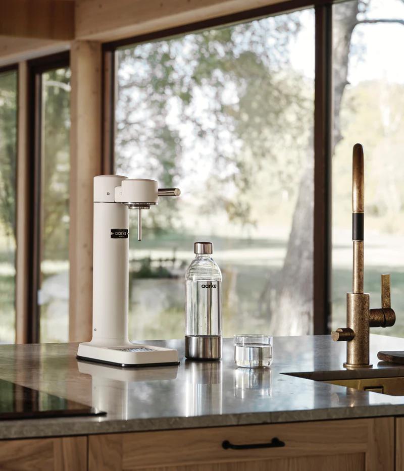 Aarke Carbonator 3 Sparkling Water Maker - Matte White, Stainless Steel, Cordless & Electricity-free