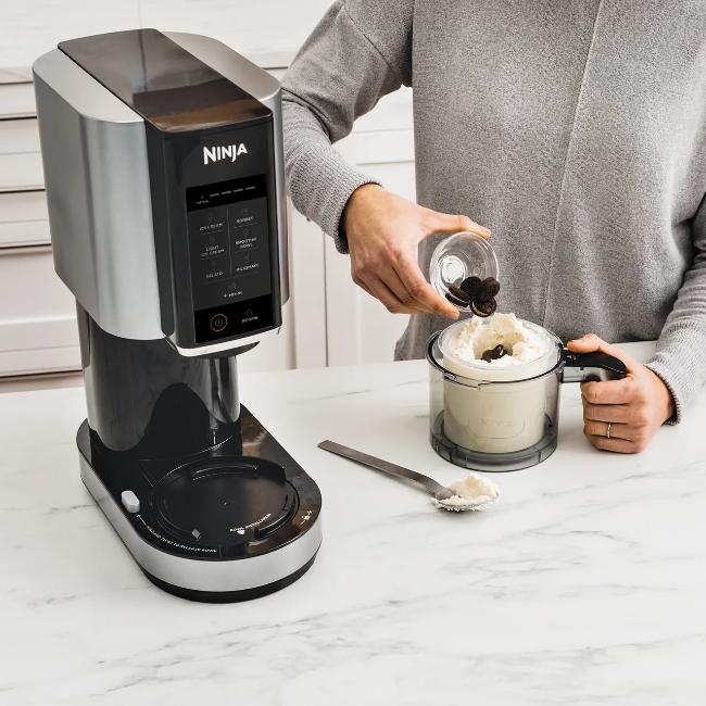 Ninja CREAMi Ice Cream & Frozen Dessert Maker - Black & Silver | 7 Programs, Ice Cream, Sorbet, Smoothie Bowl, Gelato, Milkshake, Light Ice Cream, Mix-In