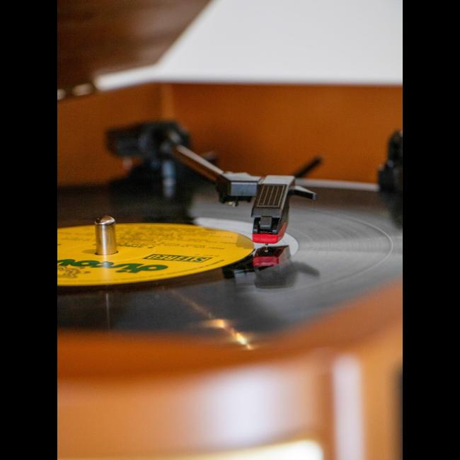 Lenco Retro Turntable Bluetooth CD Cassette Player AM/FM Radio MP3 Encoding Wood
