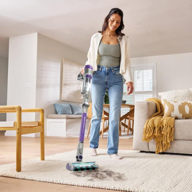 Shark PowerDetect Cordless Pet Vacuum Cleaner - Grey/Purple | DuoClean Detect, Anti Hair Wrap Plus, Handheld, LED Display