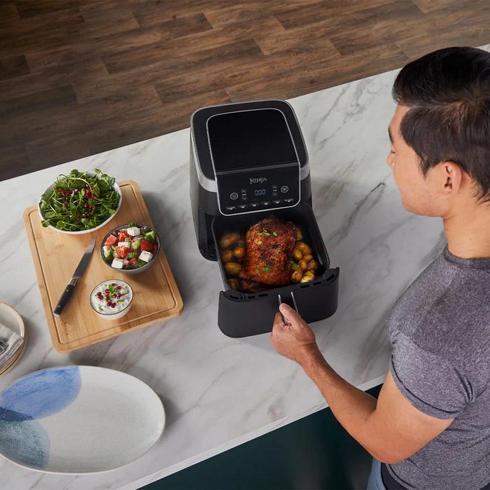 Ninja Max Pro 6.2L Air Fryer | Air Fry, Roast, Bake, Reheat, Dehydrate, Max Crisp